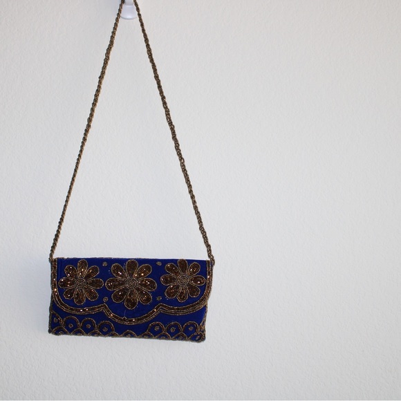 Royal blue zardosi handwork handbag. Can also be used as a clutch - Picture 4 of 5